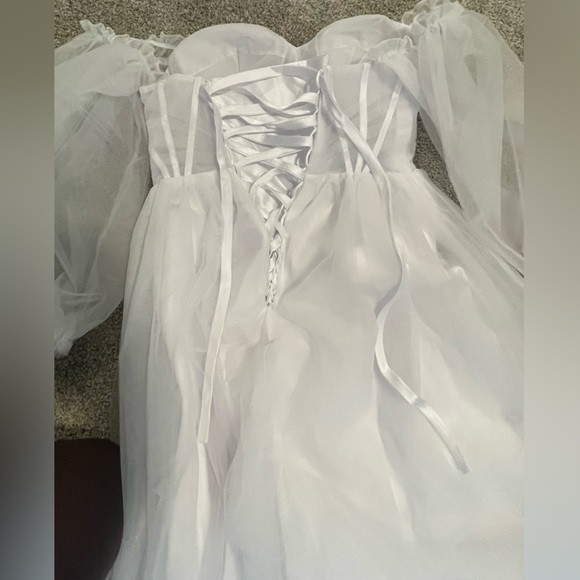 NWT Puffy Sleeve Off-the-Shoulder Wedding Ballgown - Picture 9 of 12